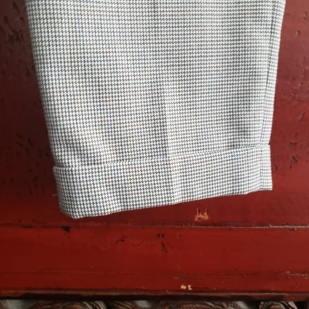 Zara Classic Basics Pants - Picture 8 of 11